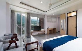 Hotel Mount View Dharamshala 3*